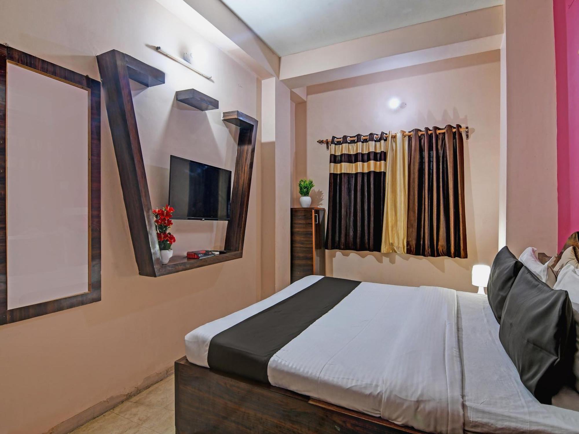 Super Hotel O Dash Living Dum Dum Buitenkant foto