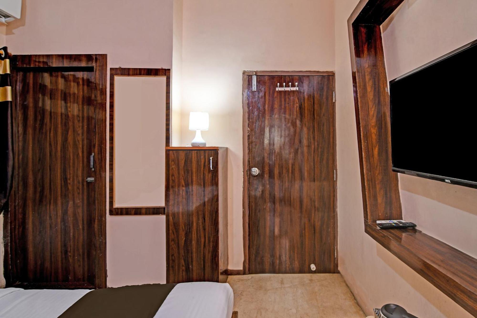 Super Hotel O Dash Living Dum Dum Buitenkant foto